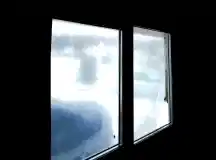Установка антиусадочных скользящих проемов в деревянном доме